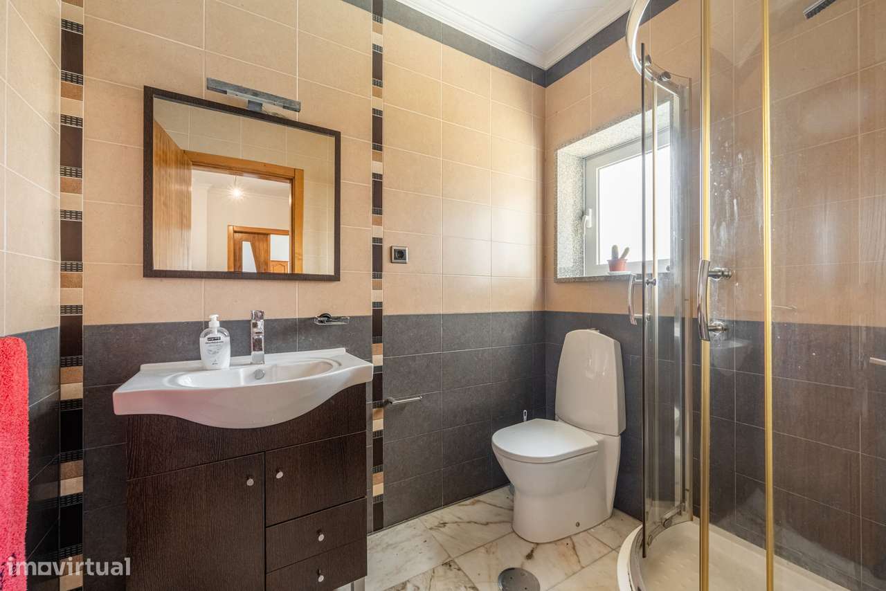 Moradia Individual V4 Nogueira Mancelos Amarante-11