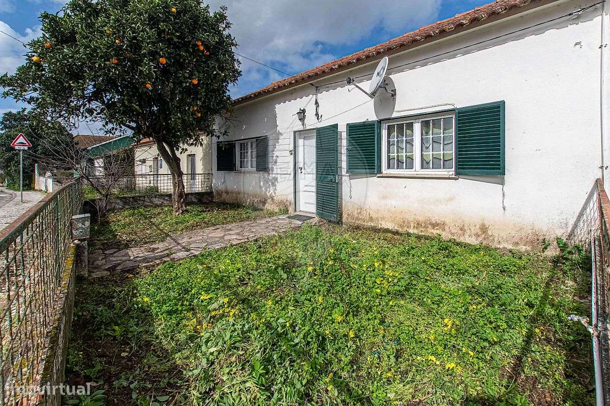 Moradia T2 para venda - Grande imagem: 2/14