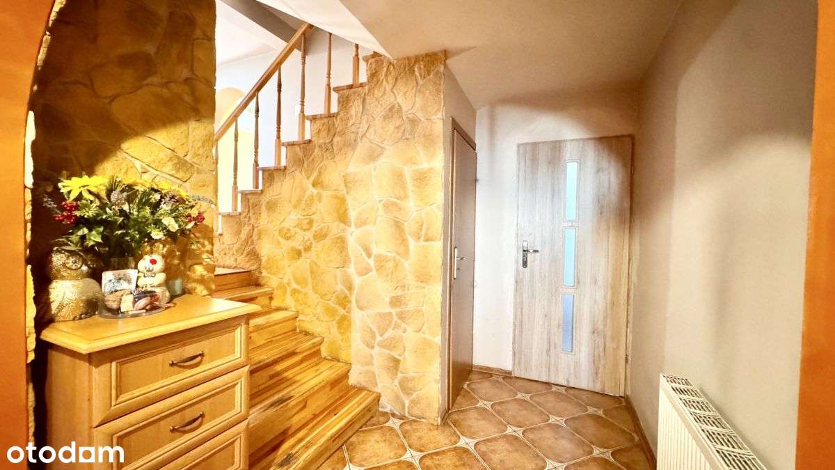 Przestronny  bliżniak 188 m² z ogrodem - Strzelin!-1