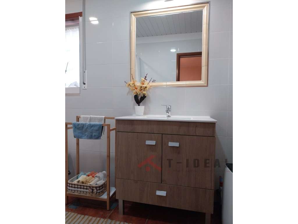 Moradia T3+1 próxima das praias-18