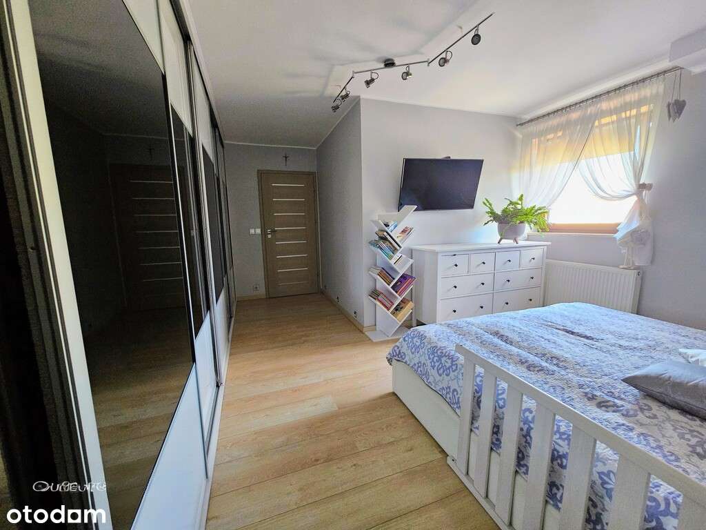 Na sprzedaż umeblowany dom/szereg Oława-11