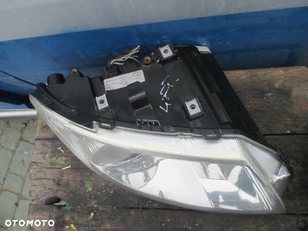 Lampa PRAWA CHRYSLER VOYAGER LIFT ZKW EUROPA - 3