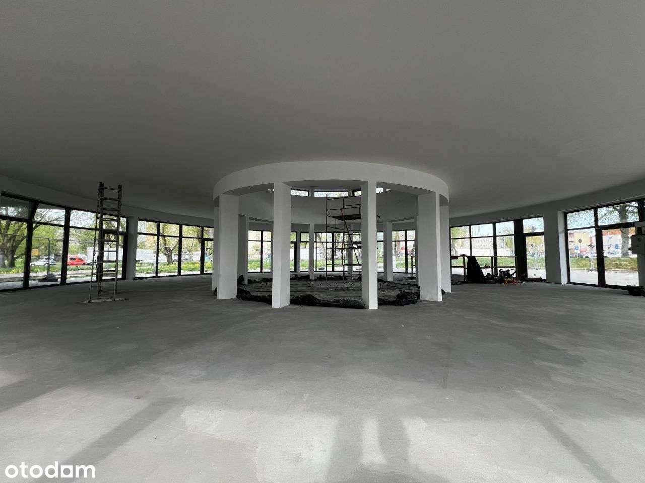 NOWY OBIEKT // handel - usługi - medycyna-3