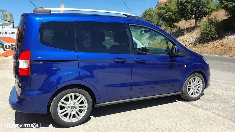 Ford Tourneo Courier 1.0 EcoBoost Titanium - 6