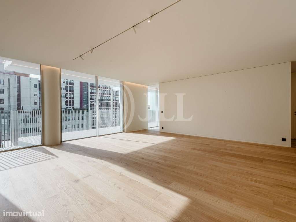 Apartamento T3 com garagem, na Avenida da Boavista, Porto - Grande imagem: 5/36