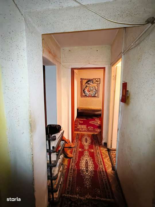 Apartament de vanzare – Zona 9 Mai, Targu Jiu, etaj intermediar - Imagine principală: 4/8