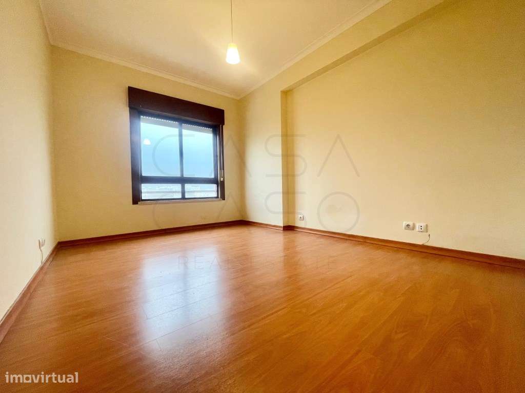 T2 para Arrendamento - Próximo da Escola Aranguês e do Hospital de ... - Grande imagem: 4/9