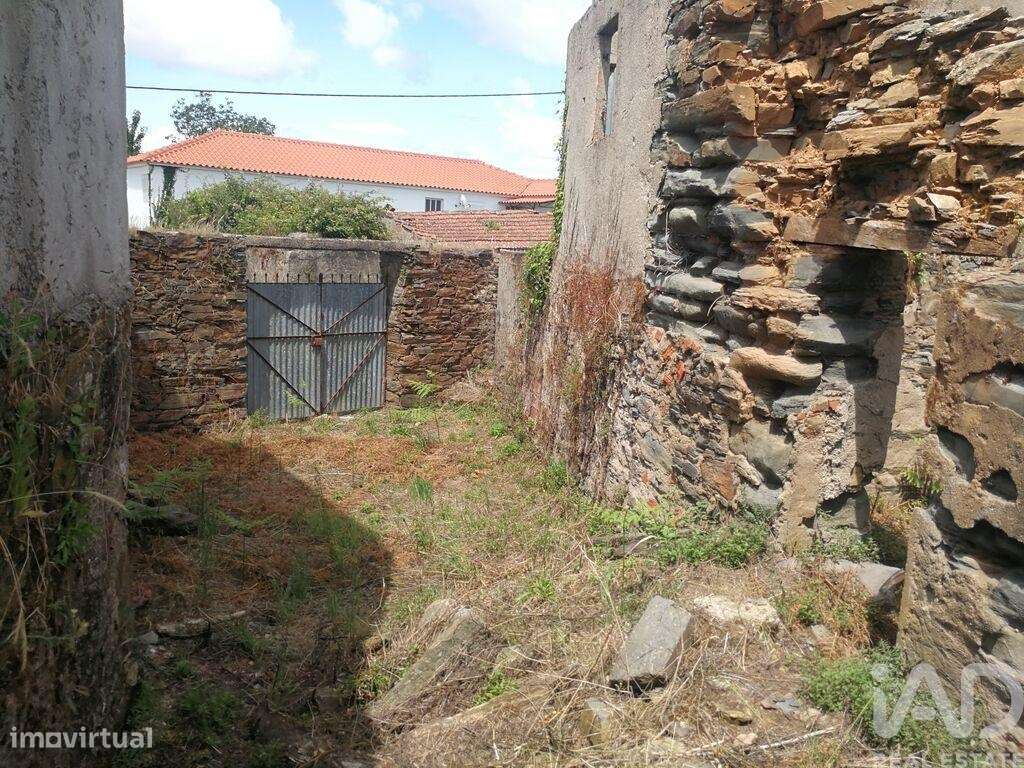 Casa / Villa em Pedrógão Grande de 57 m2-16