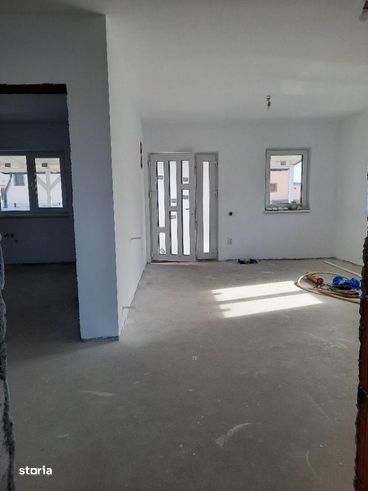FARA COMISION casa 3 camere P+pod terasa beci la cheie-13