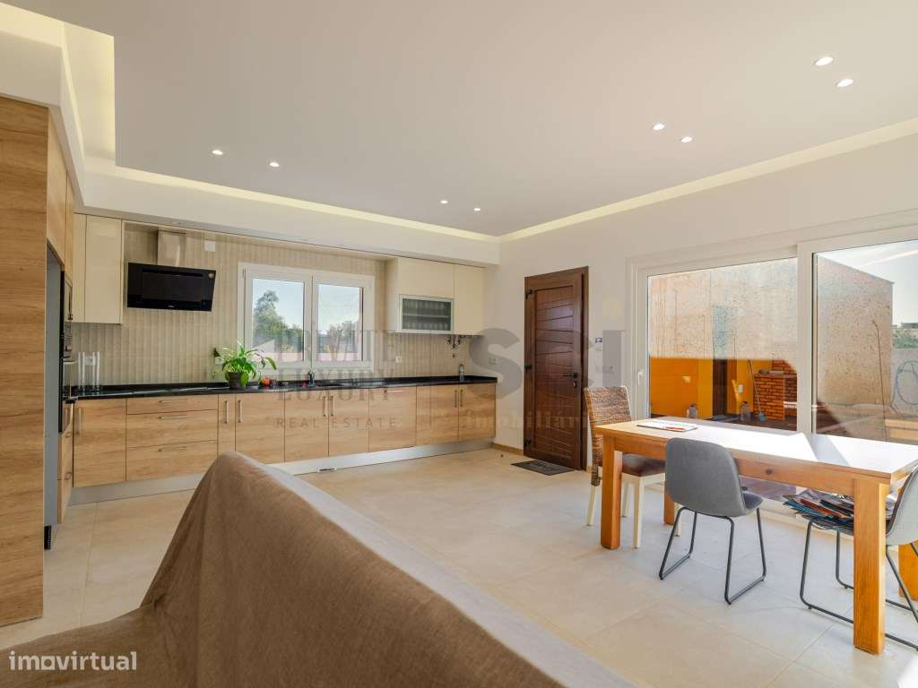 Moradia Térrea T3+1 NOVA com garagem em Alhos Vedros-9