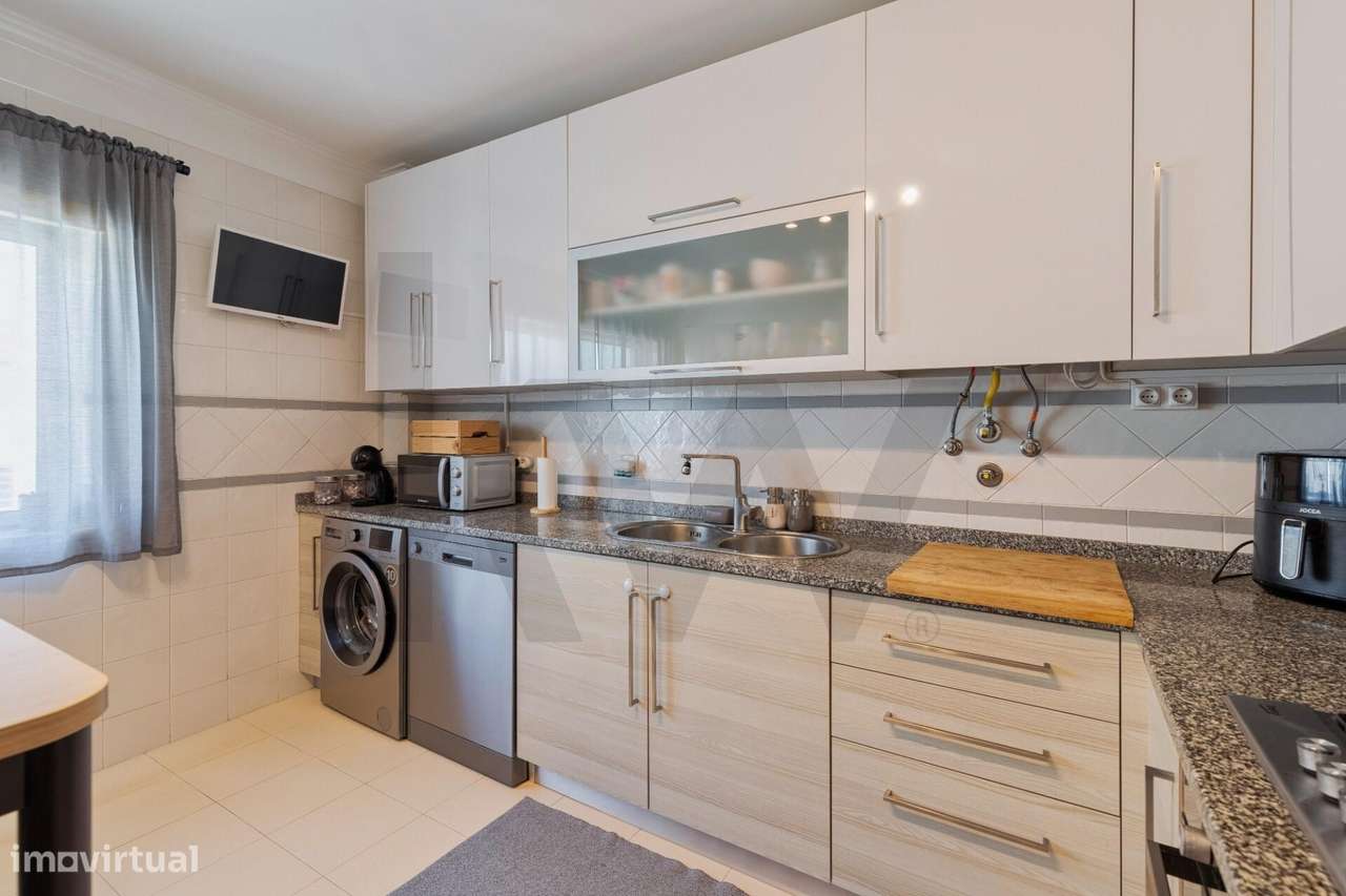 Apartamento T2 no Bairro Afonso Costa | Setúbal – 3º Andar com Elevado - Grande imagem: 3/24