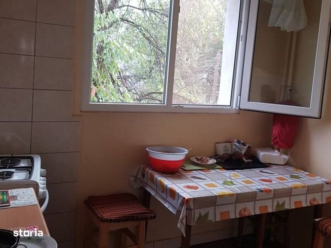 Apartament 4 camere. 1 Decembrie 1918, Ozana.-8