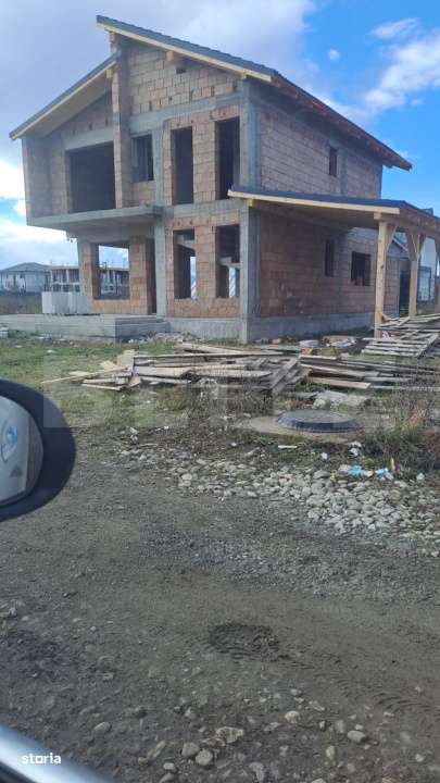 Casa individuala 4 camere Cristian,casa la rosu! - Imagine principală: 5/18