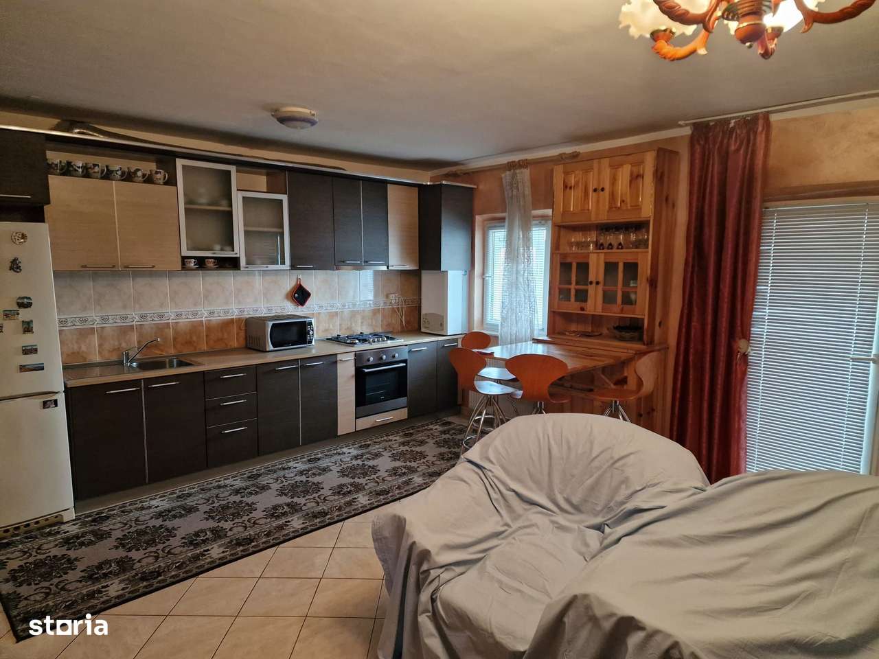 Apartament cu 3 camere de vânzare în zona Stefan cel Mare-3