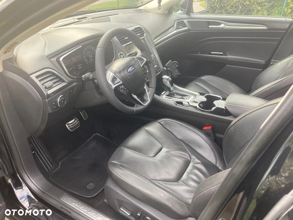 Ford Mondeo 2.0 TDCi ST-Line PowerShift - 4