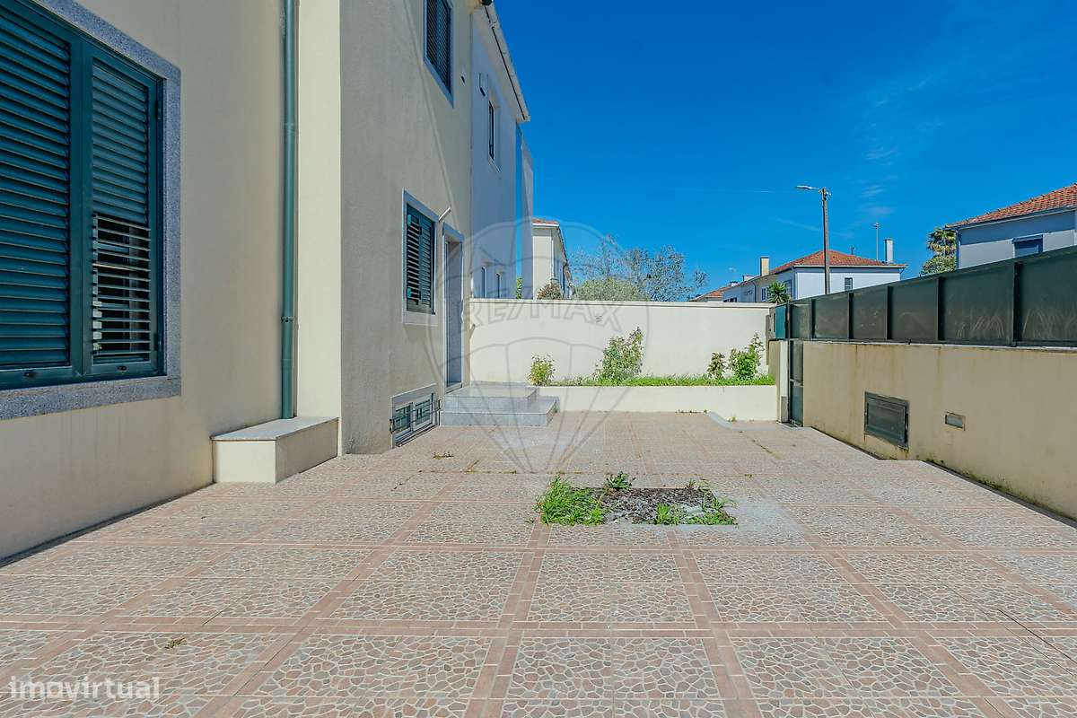 Moradia T2 para venda-3