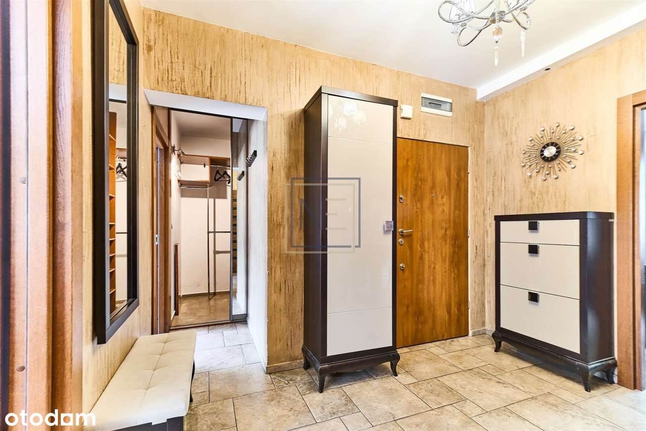 Rozkłądowe M4 z widokiem na las. Osowa Góra-11