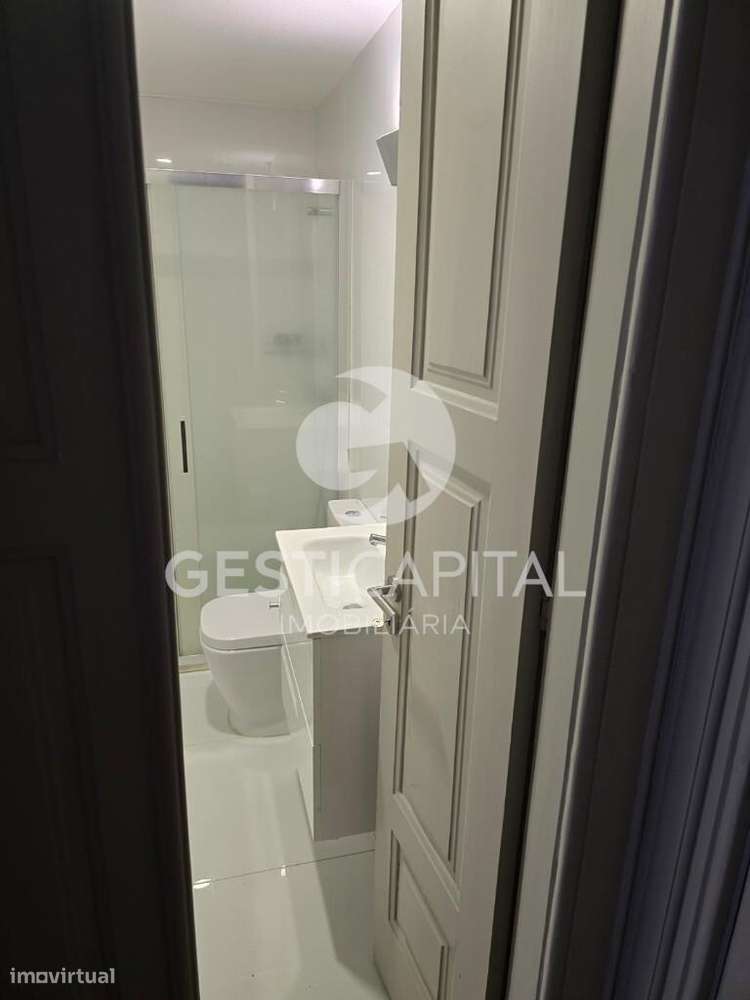 T0 com 36 m2 na Baixa do Porto - Grande imagem: 5/12