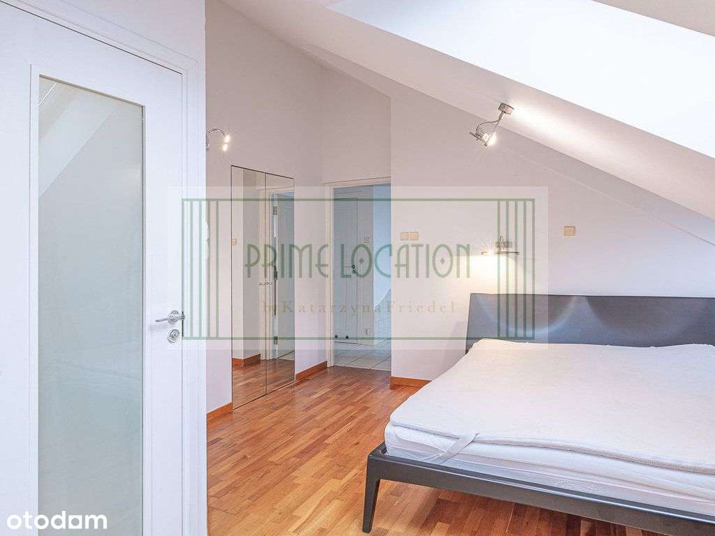 możliwość 3 pokoi / 2 garaże / balkon-6