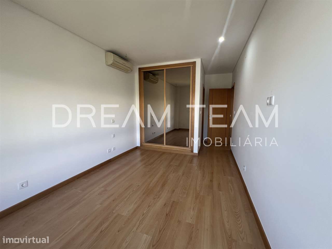 Apartamento T3 Venda em Odivelas,Odivelas-21