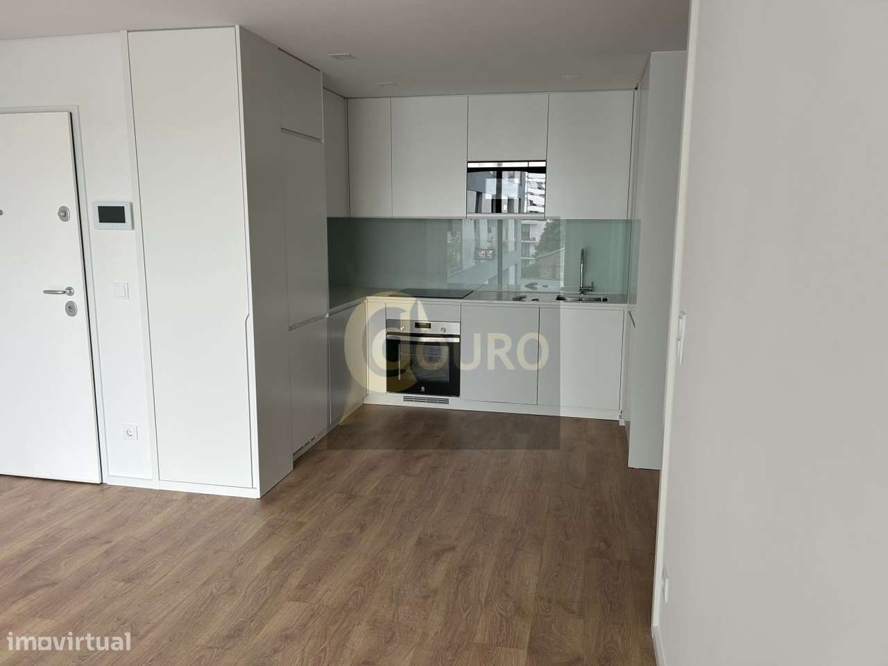 ARRENDAMENTO T1 C/ LUGAR GARAGEM - HOSPITAL S. JOÃO - Grande imagem: 2/18