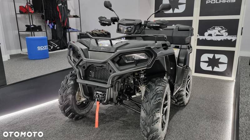 Polaris Sportsman - 1