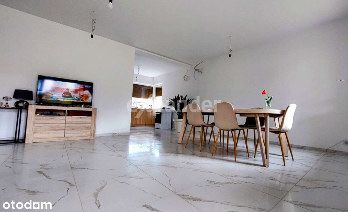 ex223741 - Pełny obrazek: 4/12