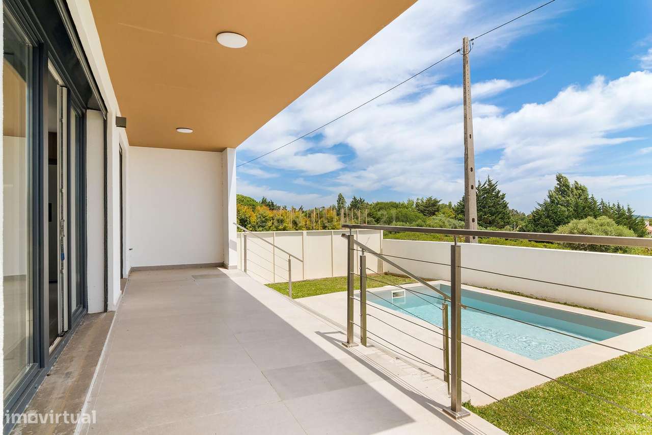 Moradia T4 isolada | Quinta D. Isabel de Abreu com garagem e piscina-43