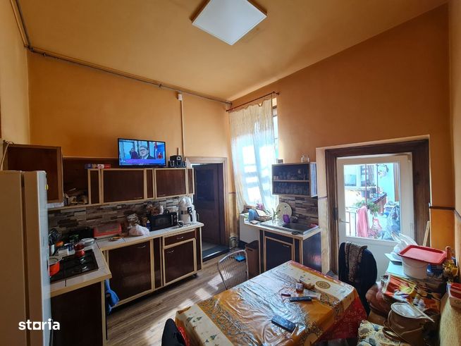 Vand ap 3 camere la Casa Ultracentral Metiano Teatru cu Termoteca.-1