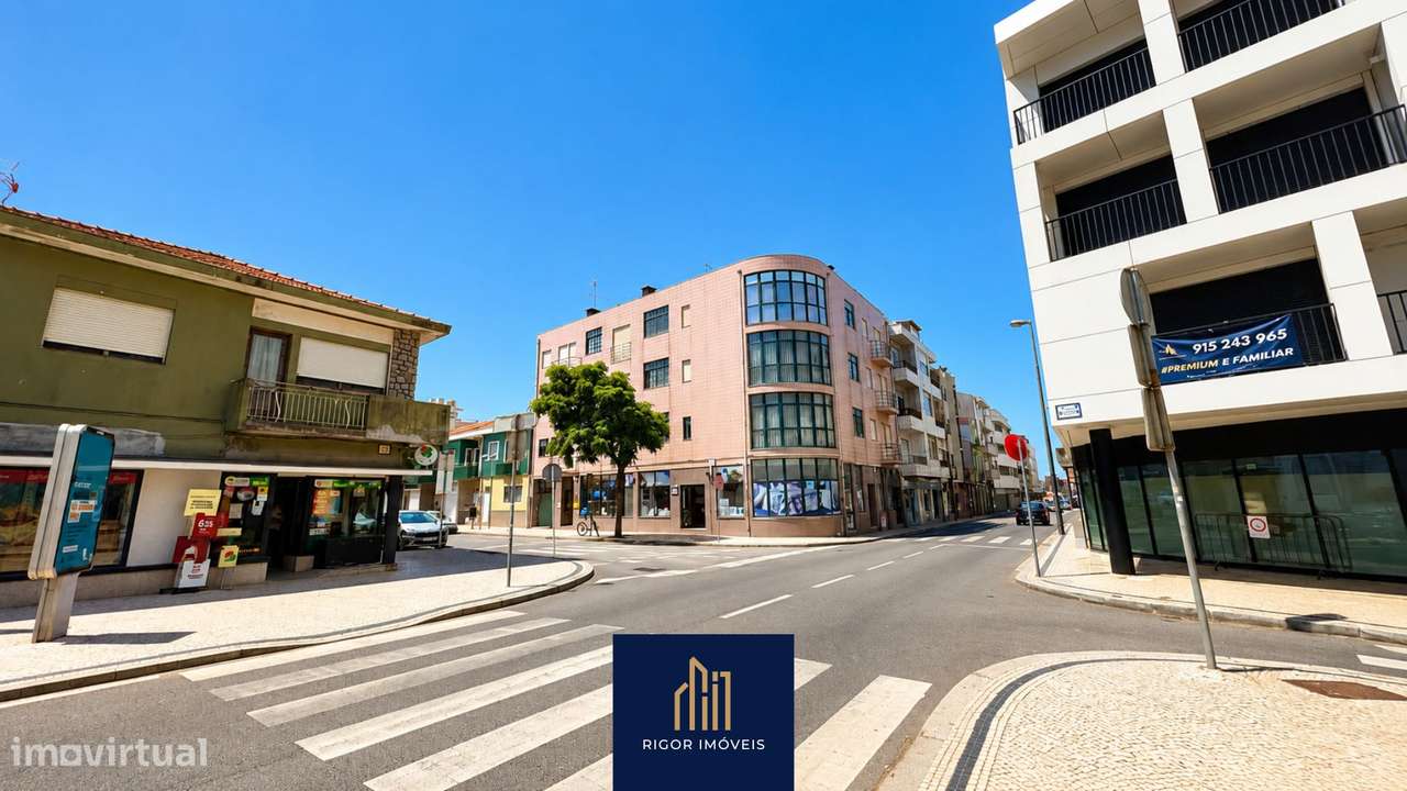 Espaço Comercial no Centro da Póvoa de Varzim – 225 M2-11