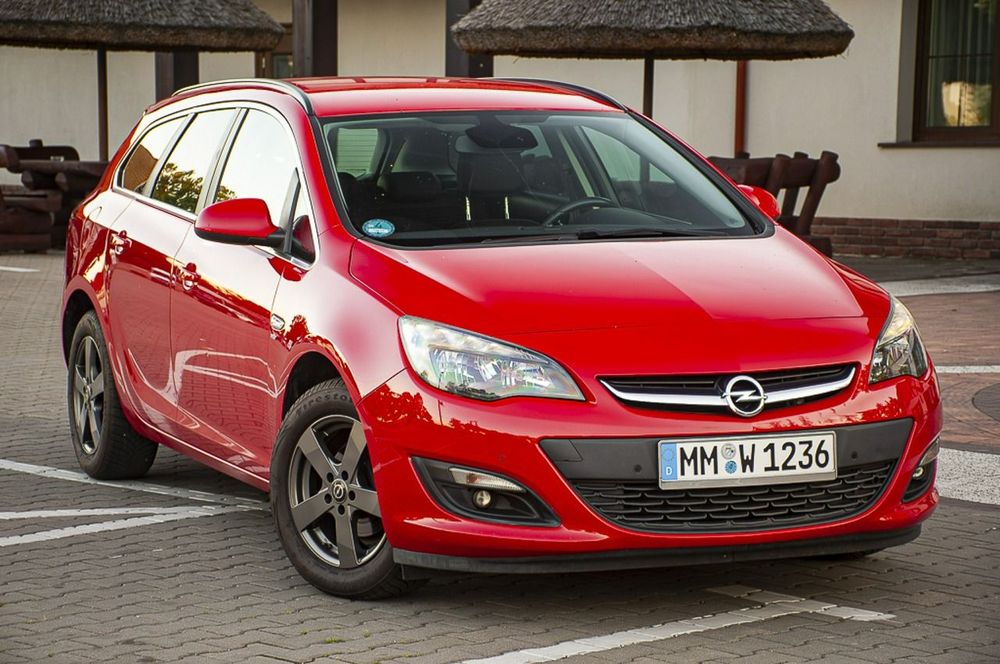 Opel Astra J (2009-2019) 1.4 T Active EU6 2014