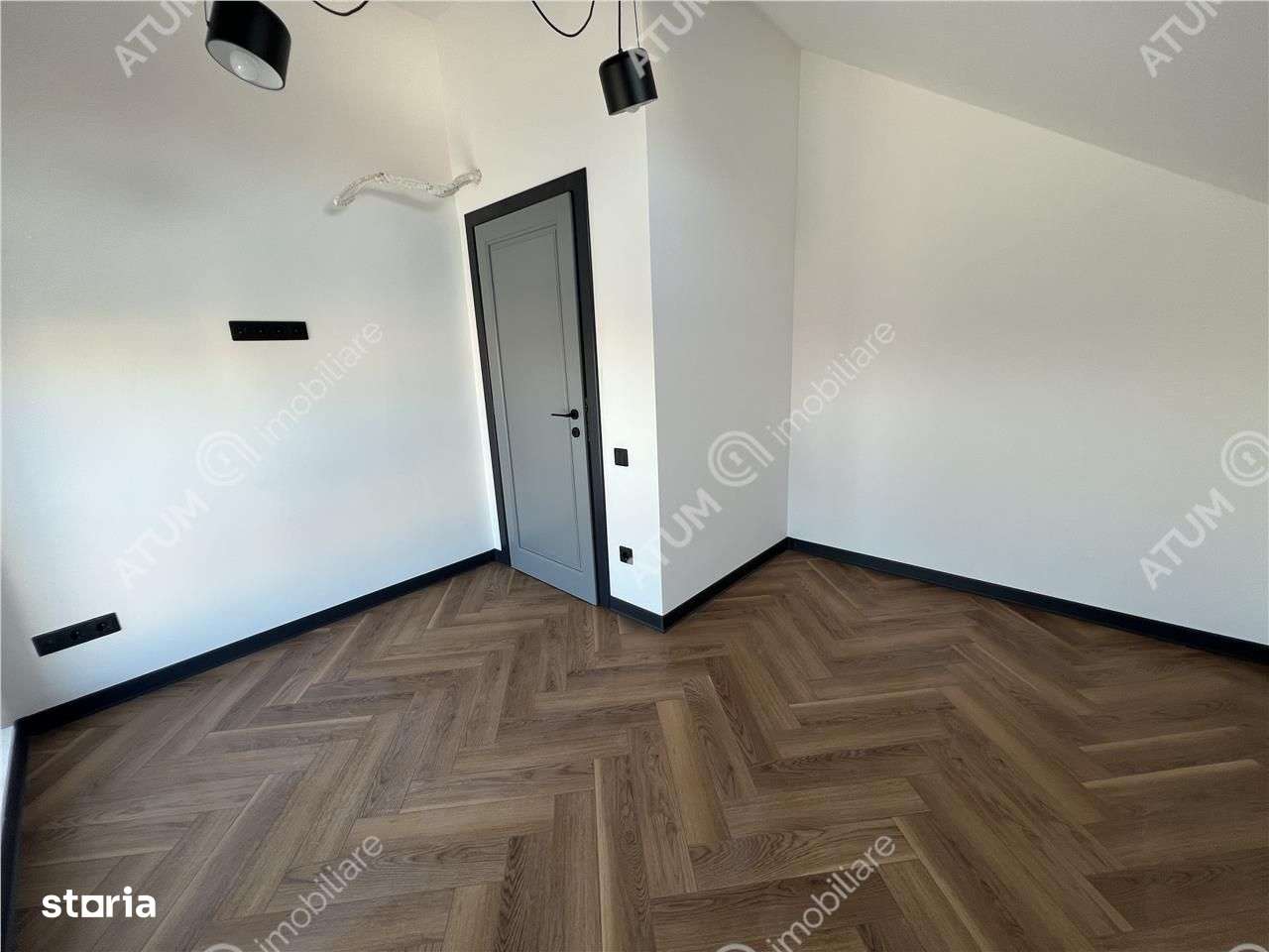 Apartament de 3 camere cu balcon etaj 2 zona Turnisor din Sibiu - Imagine principală: 5/17