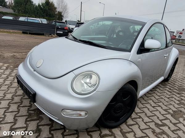 Volkswagen New Beetle 2.0 - 23