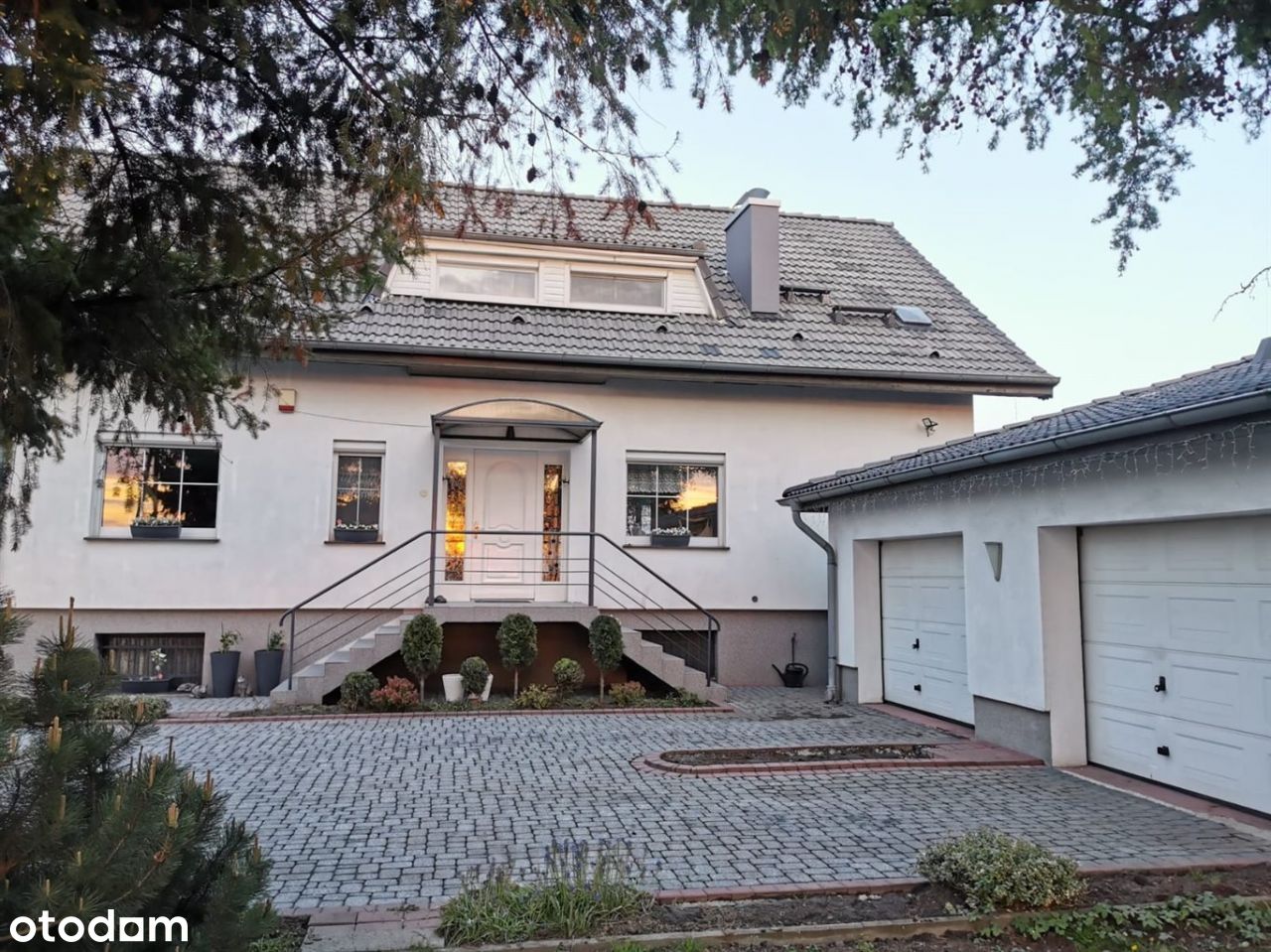 Dom, 450 m², Strzelce Opolskie