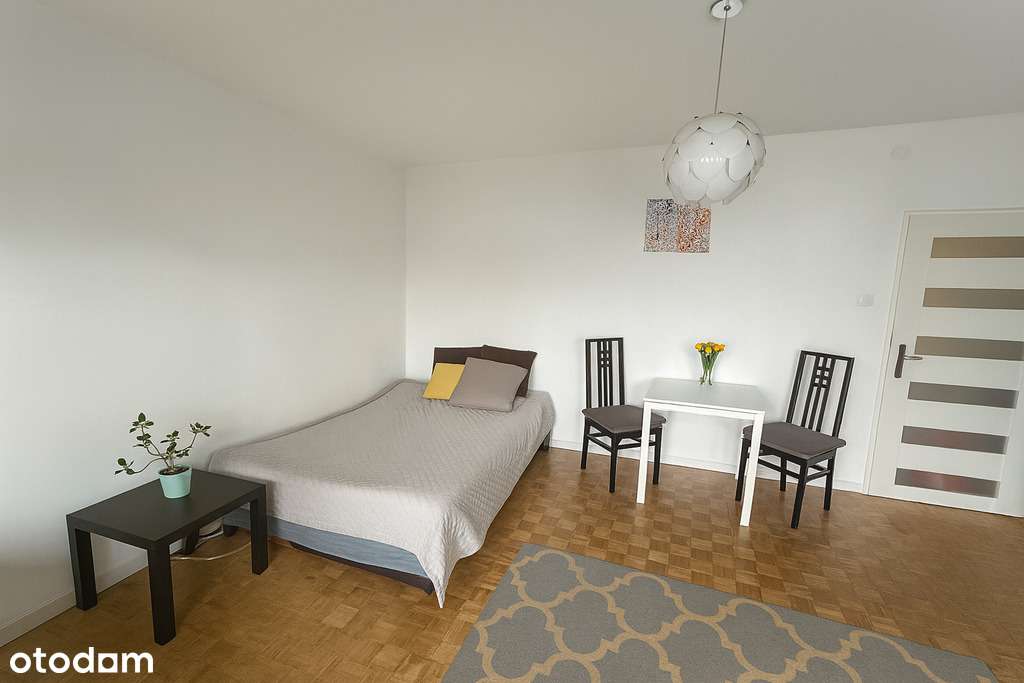 3 Pokojowe Mieszkanie z Wygodnym Balkonem-5