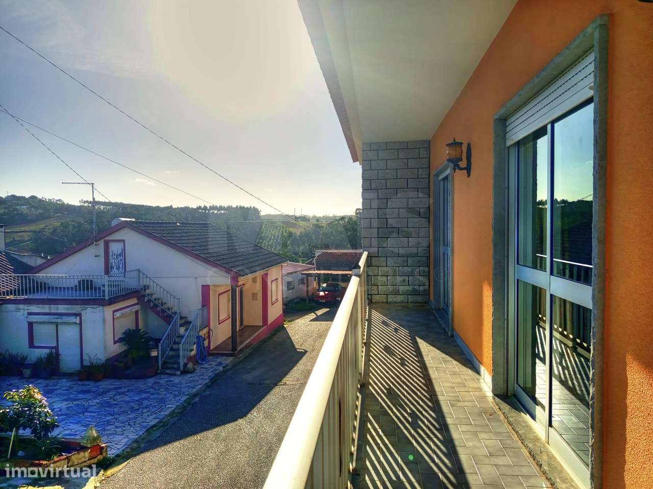 Moradia T3 Mobilada c/ 2 Wc´s e Logradouro - Grande imagem: 3/24