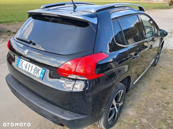 Peugeot 2008 1.6 e-HDi Allure S&S - 3