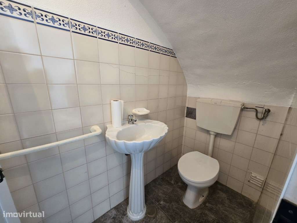 Espaço comercial para arrendamento em Redondo - Grande imagem: 3/4