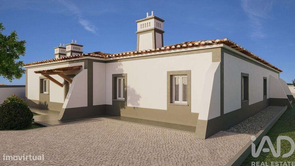 Casa T3 em Caldas da Rainha - Santo Onofre e Serra do Bouro de 212,00 - Grande imagem: 4/27