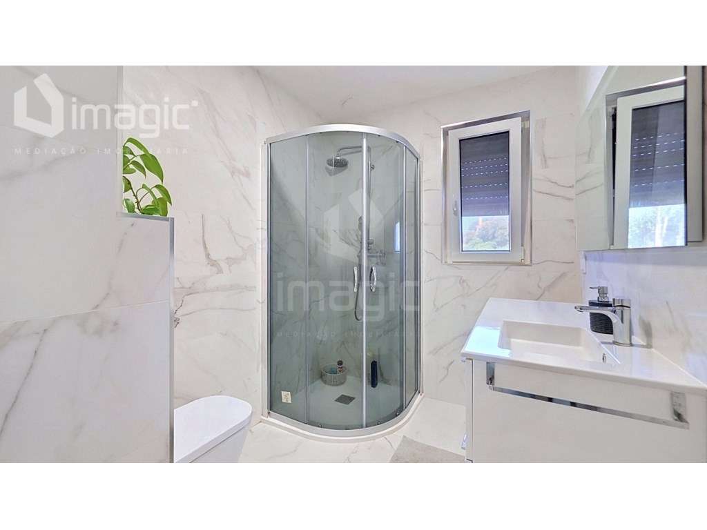 MORADIA T5 com piscina em SANTO ISIDORO, MAFRA-36