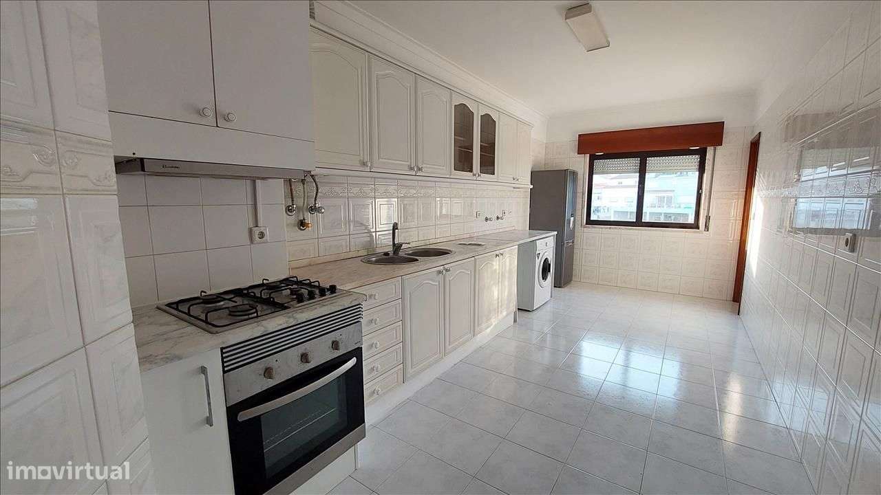 Apartamento T2 em Belas, Sintra - Grande imagem: 4/16
