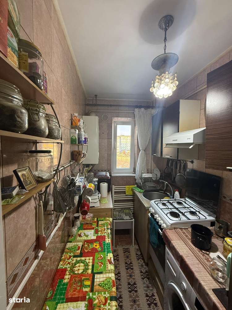 2 camere Decomandat - 43 mp - Pacurari Alphabank - 86000 euro - Imagine principală: 5/8