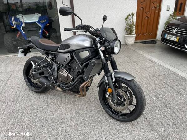 Yamaha XSR 700 - 9