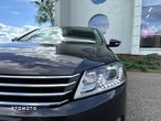 Volkswagen Passat Variant 2.0 TDI DPF Highline - 10