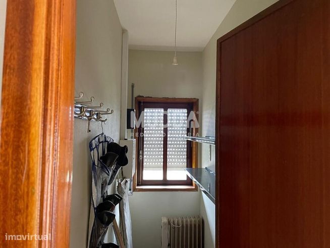 Prédio para Habitação com loja para comércio-8