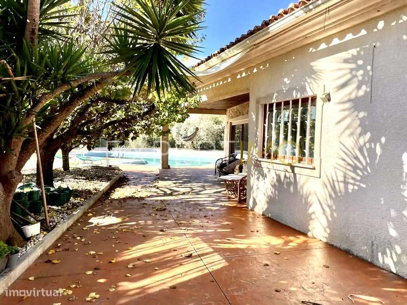 Moradia T4 com Piscina em Pombal, Leiria, a 45 km das Praias - Grande imagem: 4/13