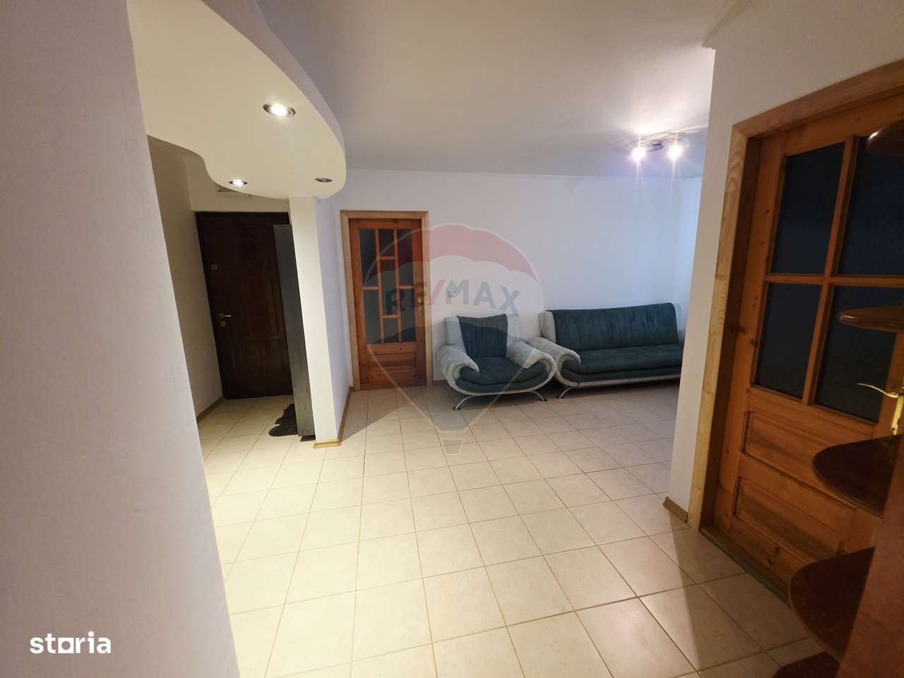 Apartament cu 4 camere de vânzare în zona Calea Romanului-15