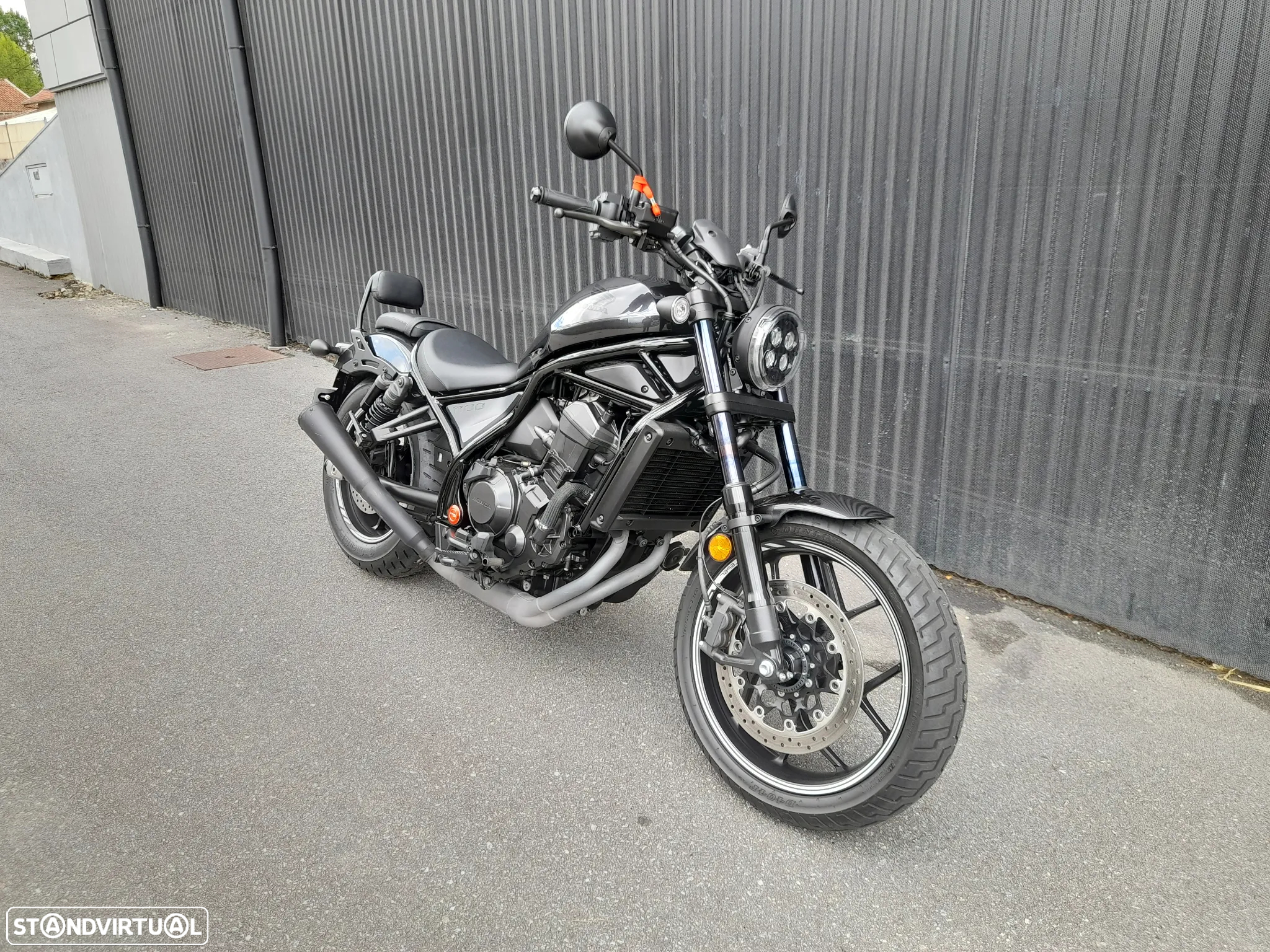 Honda CMX Rebel 1100 - 3