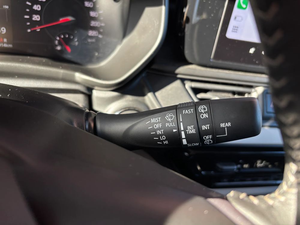 Suzuki Swift DualJet mild Hybrid 2WD 5MT Premium Plus