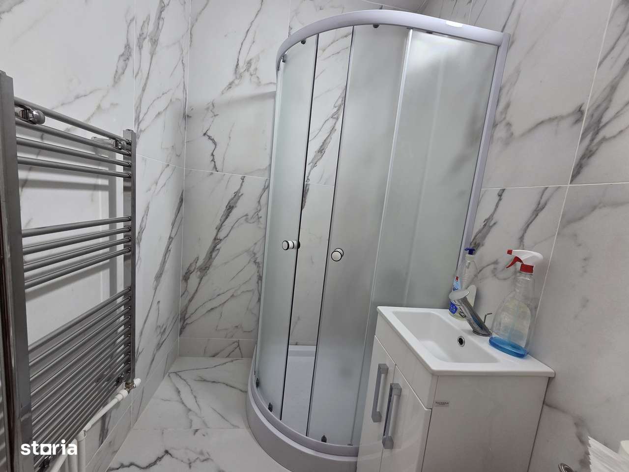 Apartament 2 camere imbunatatit parter zona Scoala Generala 2 - Adjud-10
